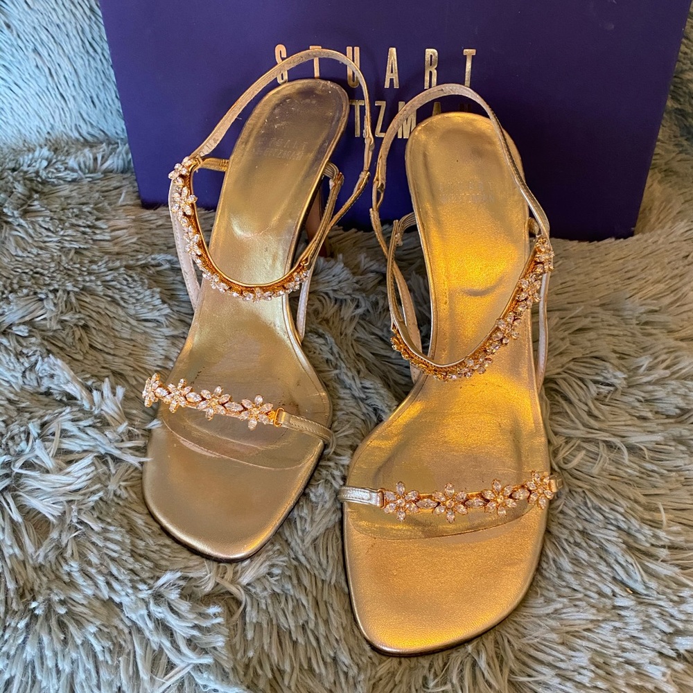 Stuart Weizmann gold jeweled sandals 9